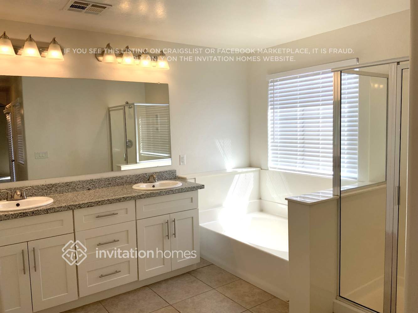 Building Photo - 3812 W Goldmine Mountain Dr