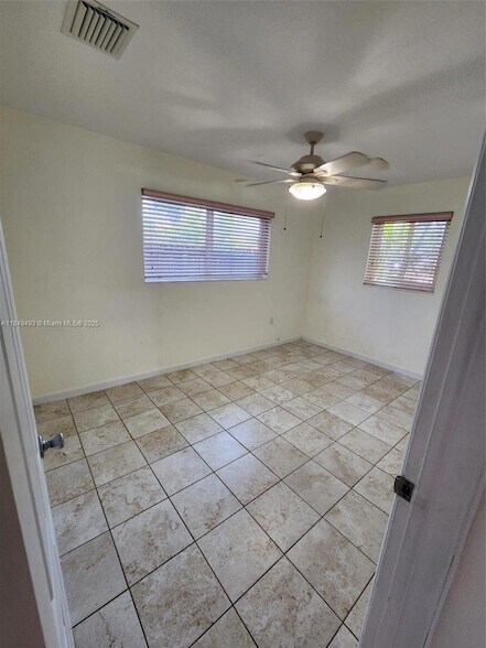 Building Photo - 845 NW 199th St