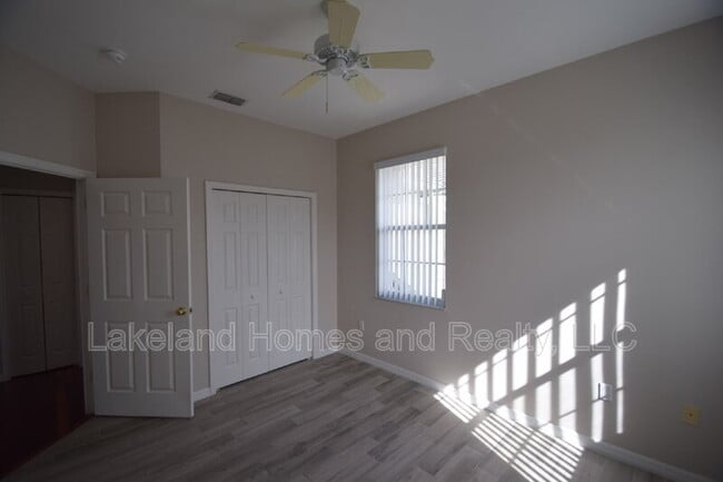 Building Photo - 534 Grasslands Village Cir