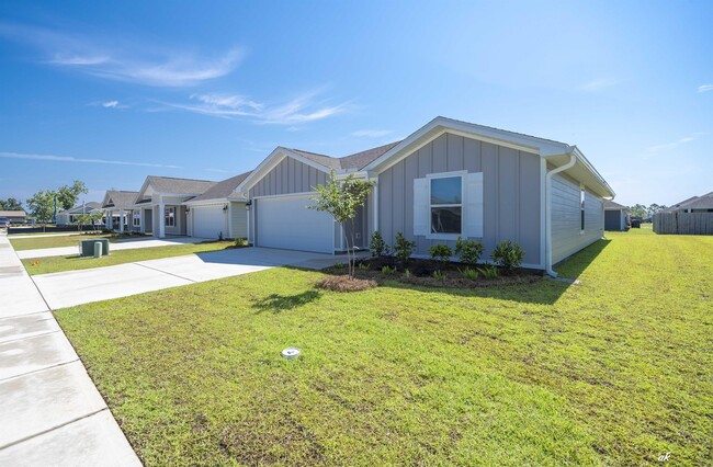 Building Photo - 282 Boggy Creek Way