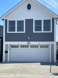 Building Photo - 241 Hiering Ave