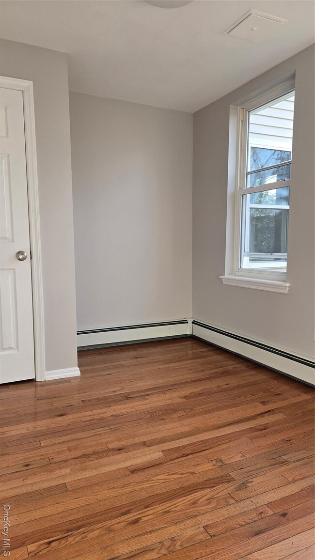 Building Photo - 37 E Rogues Path