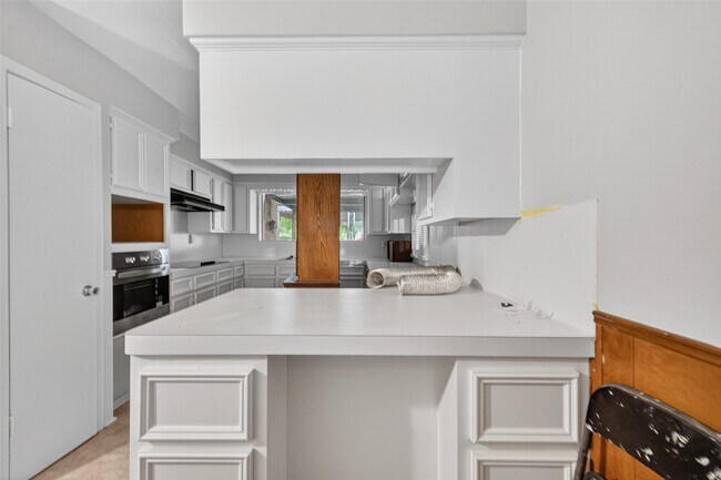 Building Photo - 3438 5th St