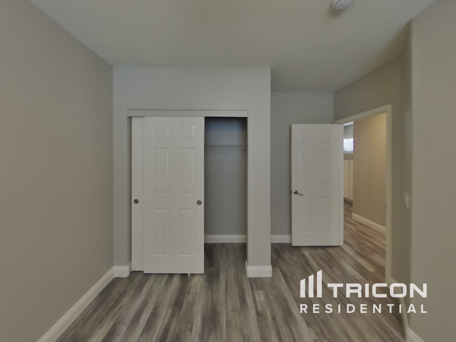 Building Photo - 9759 Ocotillo Falls Ave