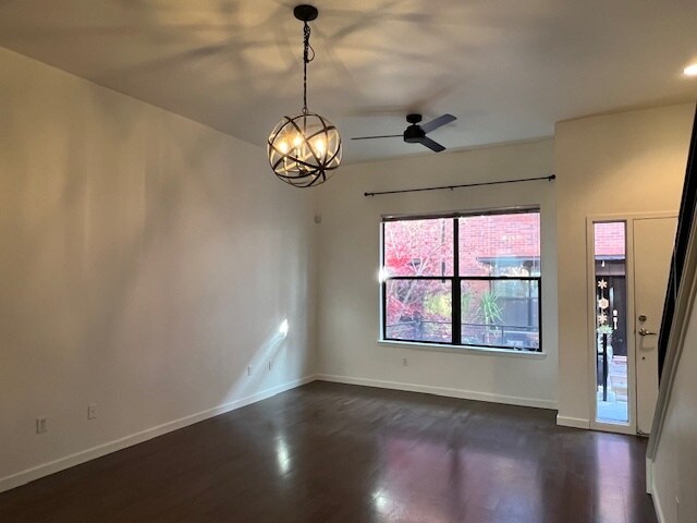 Building Photo - 1326 E Sutter Walk