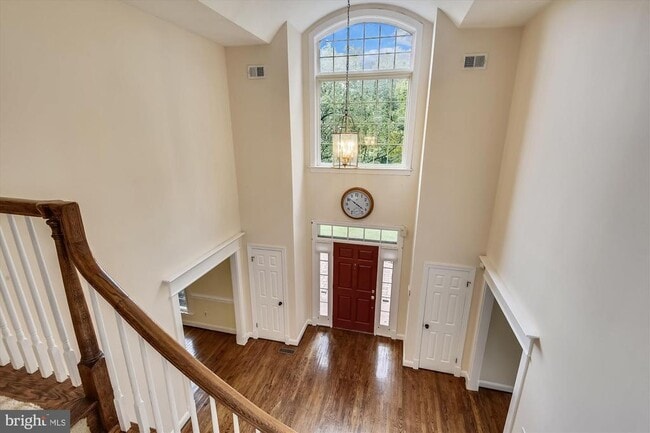 Building Photo - 9715 Middleton Ridge Rd