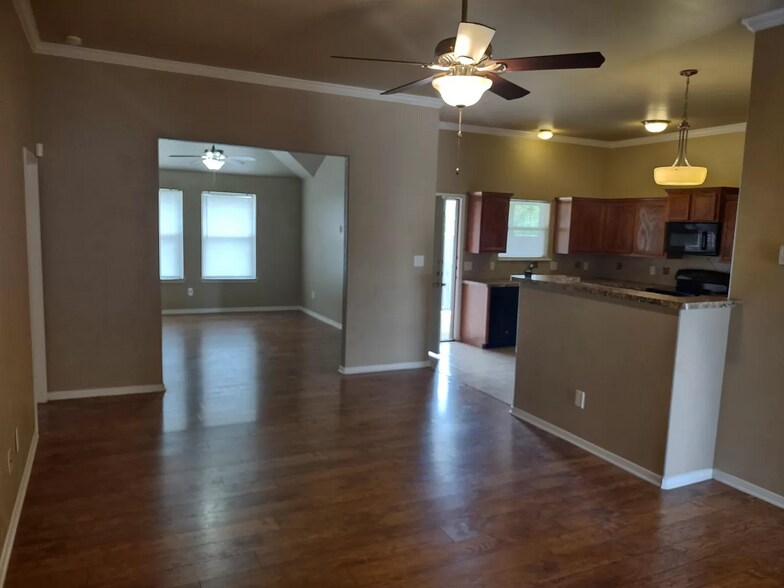 Building Photo - 3118 Baldwin Loop