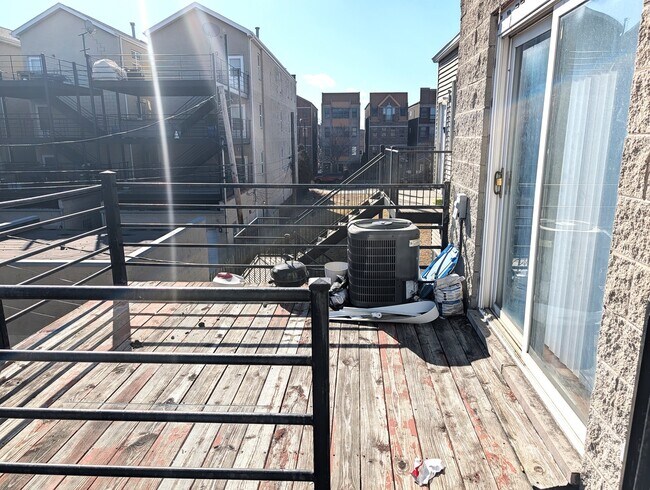 Building Photo - 515 S Campbell Ave