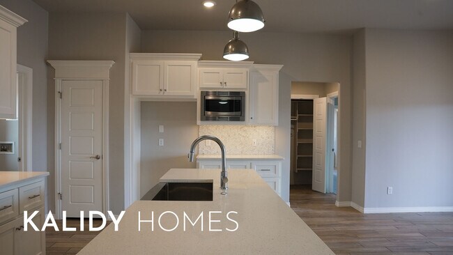 Building Photo - 5216 Bing Cir