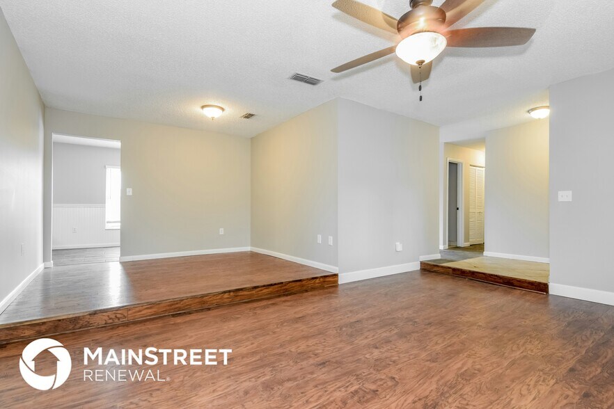 Building Photo - 4728 Kimball Ct W