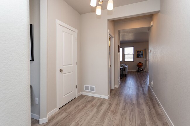 Building Photo - Charming 3-Bedroom Home in The Trails at A...