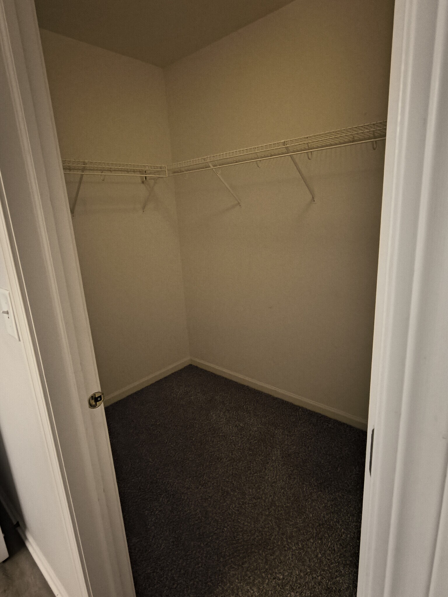 Building Photo - 22241 W Niagara Trl