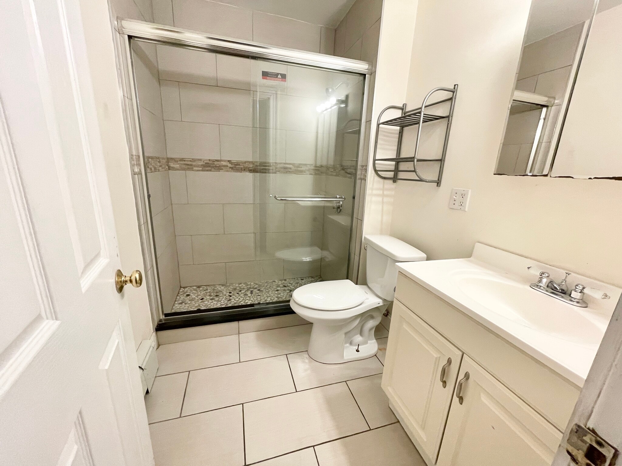 Building Photo - 72 Calumet St