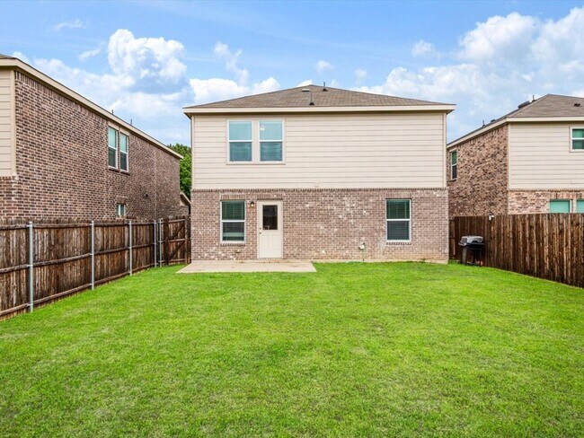 Building Photo - 405 Glendale Dr