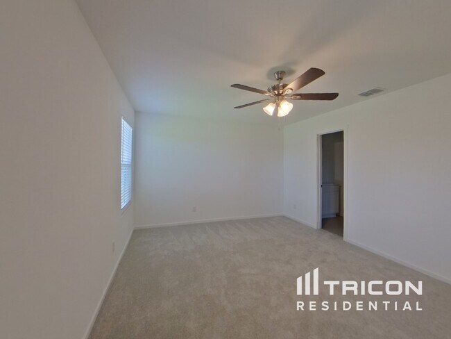 Building Photo - 1728 Poptic Ln