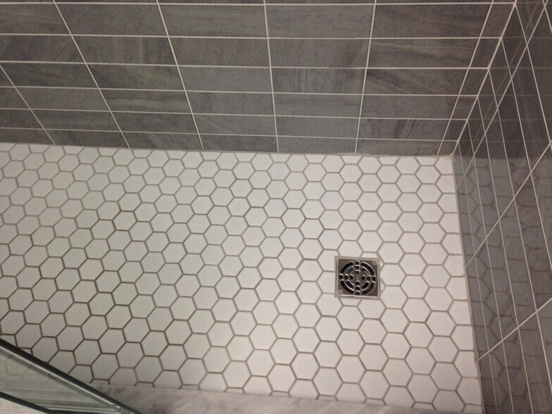 Building Photo - 604 S Washington Sq