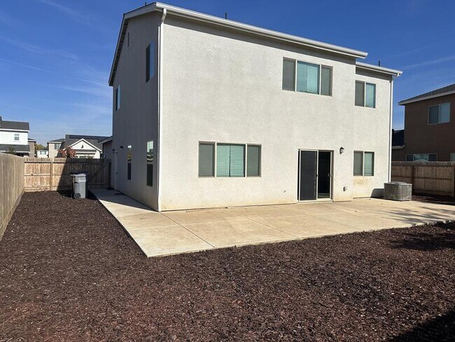 Building Photo - 2406 Gabriel Dr