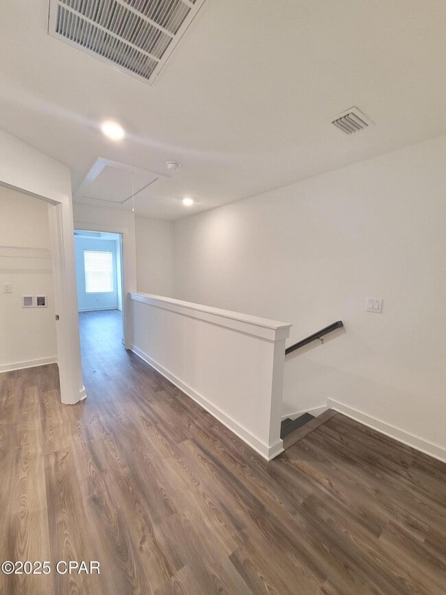 Building Photo - 5893 Tyndall Pkwy