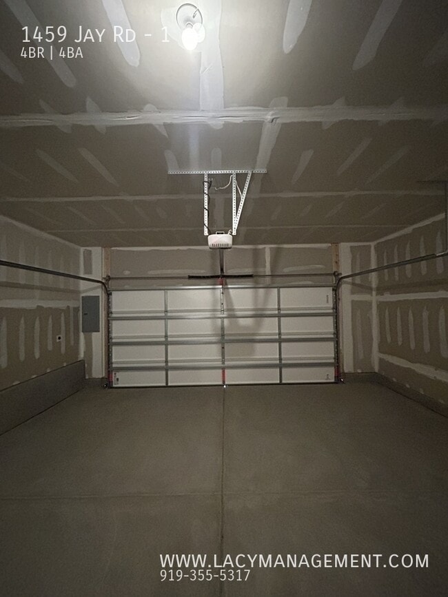 Building Photo - 1459 Jay Rd