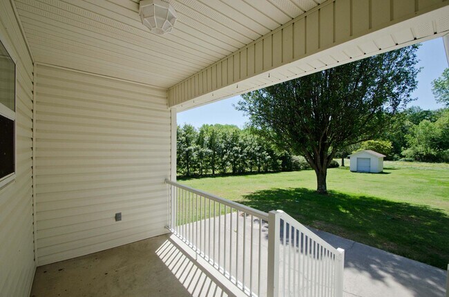 Building Photo - Lovely 3 bed 2 bath in East Limestone minutes to Athens!