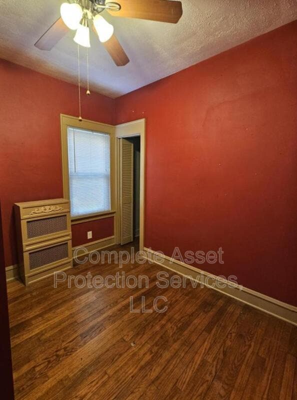 Building Photo - 1726 Davis Ave