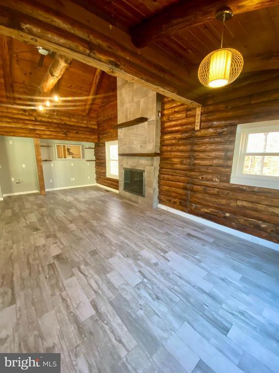 Building Photo - 112 England Run Ln