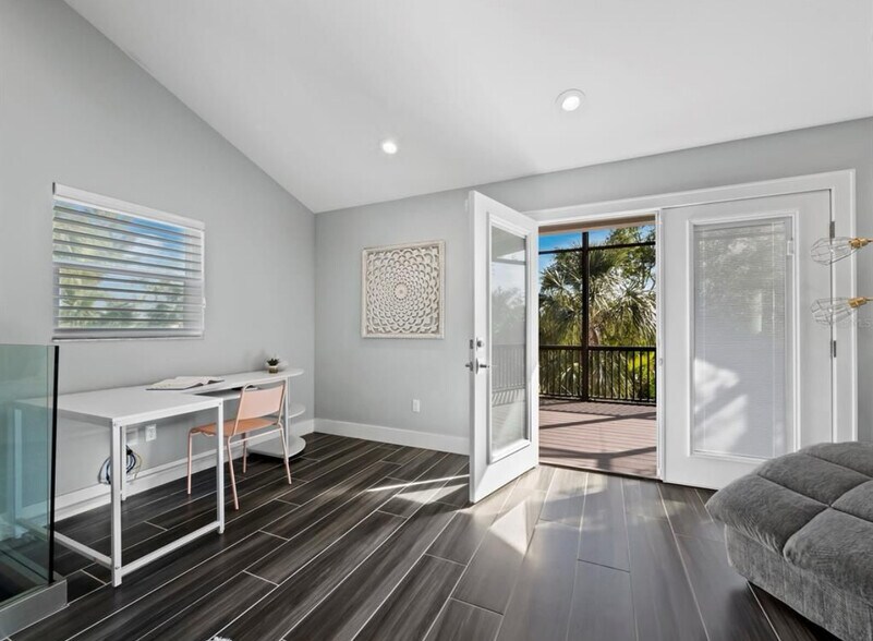Building Photo - 3376 S Seclusion Dr