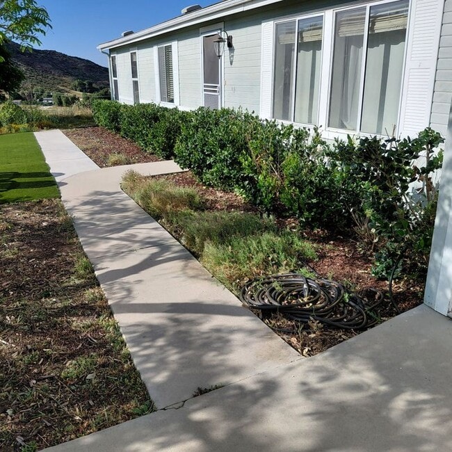 Building Photo - 33276 Homestead Ln