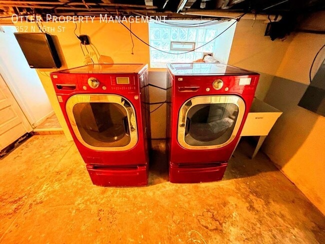 Building Photo - 5352 N 15th St