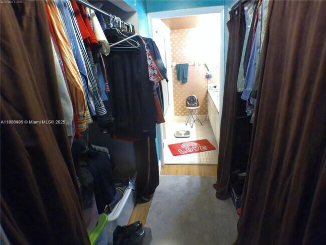 Building Photo - 430 NW 214th St