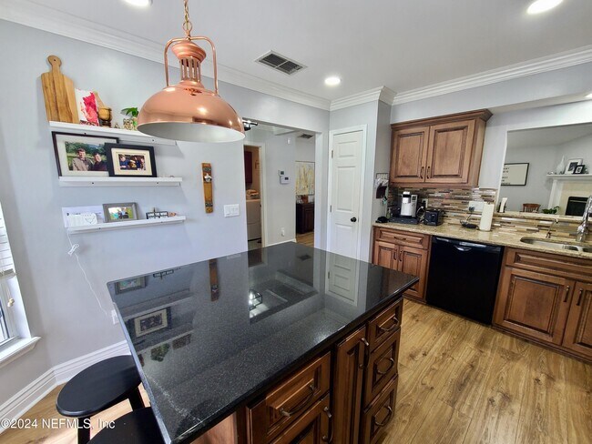 Building Photo - 1150 Nesting Eagles Ln