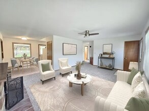 Building Photo - $2,300 - 4 Bed / 2 Bath Beautiful Home in ...