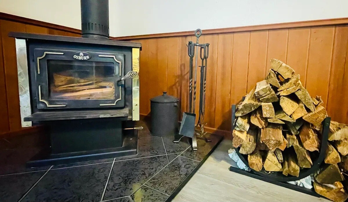 Wood stove - 75 Fern Rd