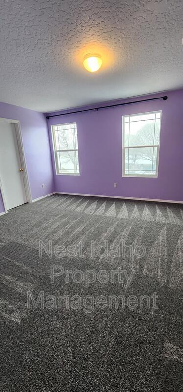 Building Photo - 164 E Linmar Dr