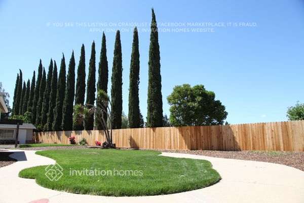 Building Photo - 2308 Wildwood Ct