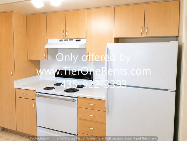 Building Photo - $500 OFF First Month's Rent
