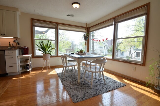 Dining Area - 2631 Bryant Ave So.