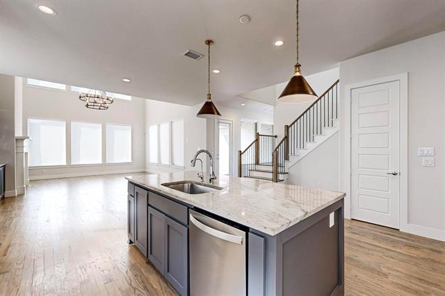 Building Photo - 691 Meandering Ln