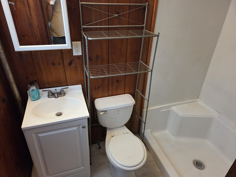 Building Photo - 24 N Dansville St