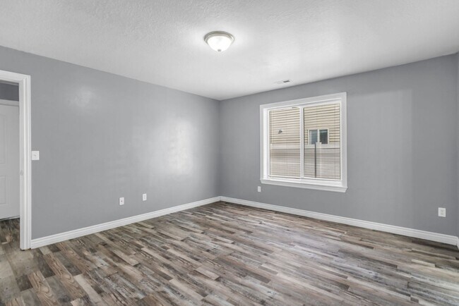 Building Photo - 138 Sam Gates Rd