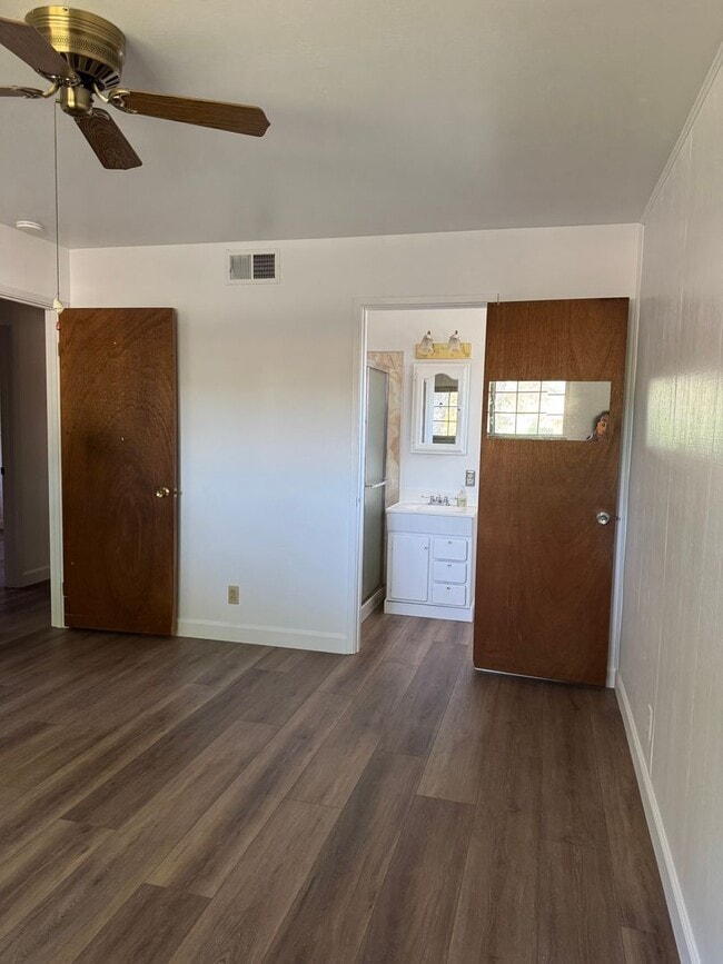 Building Photo - CENTRAL DAVIS SINGLE STORY HOME