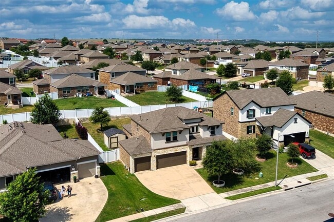 Building Photo - 5809 Lehman Way