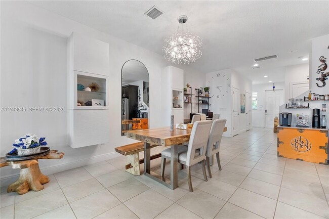 Building Photo - 1827 Sandpiper Pointe Pl