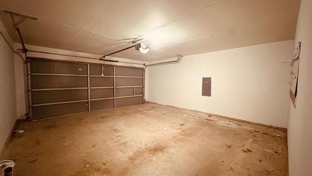 Building Photo - 5970 Dustin Trl