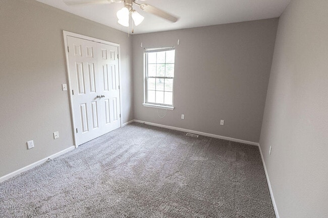 Building Photo - 4002 Snowy Owl Dr