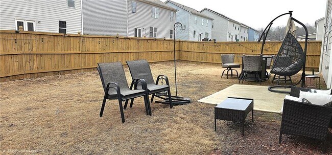 Building Photo - 404 Starbuck Parkway