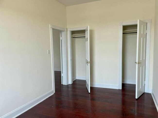 Building Photo - 41-47 St Nicholas Terrace,-