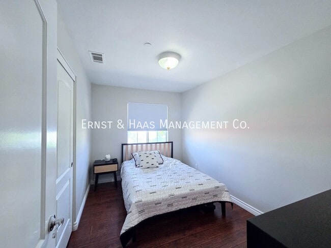 Building Photo - 3546 Linden Ave