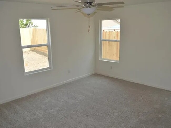Building Photo - 765 Jessie Dr