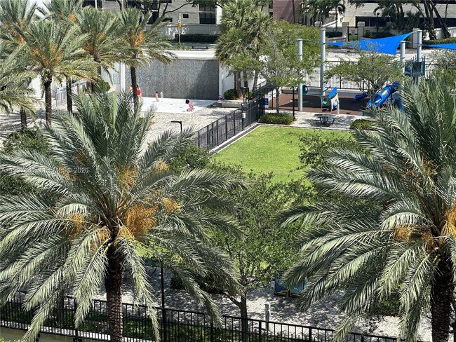 Building Photo - 150 Sunny Isles Blvd